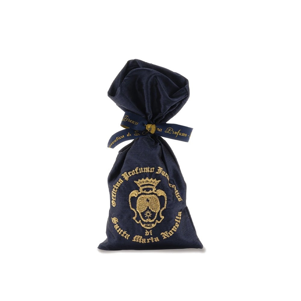 Pot Pourri Dans Une Pochette De Soie Bleu